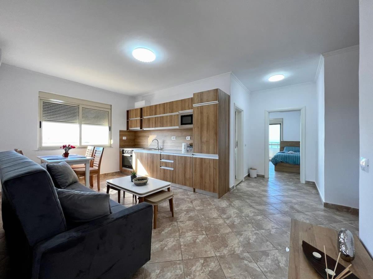 Divine 642 Appartement Durrës Buitenkant foto